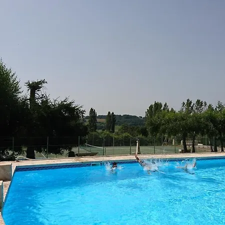Paradise Challets And Camping Sarrecave