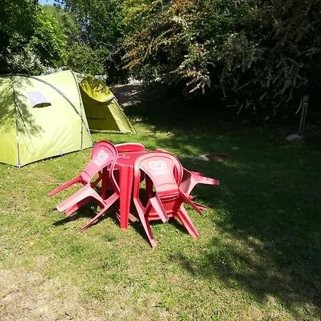 Paradise Challets And Camping Campsite Sarrecave