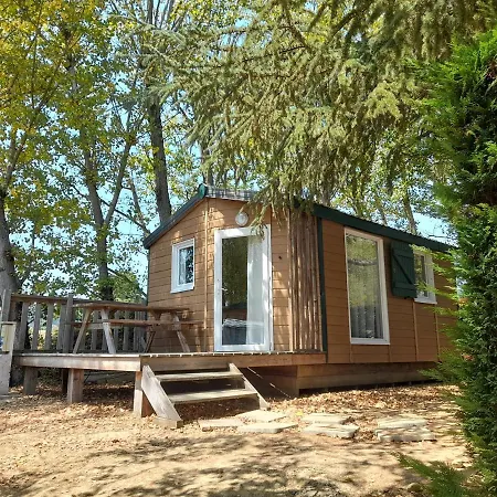 Camping Paradise Challets And Camping *