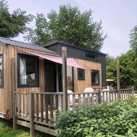 Campsite Paradise Challets And Camping *