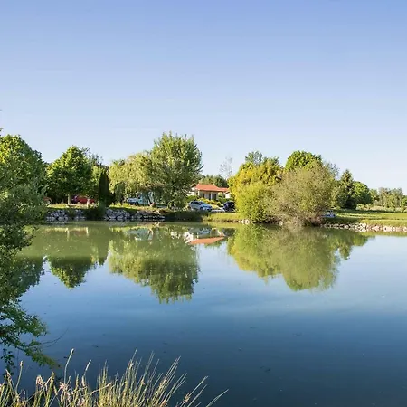 Paradise Challets And Camping * Sarrecave