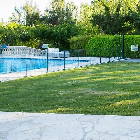 Campsite Paradise Challets And Camping