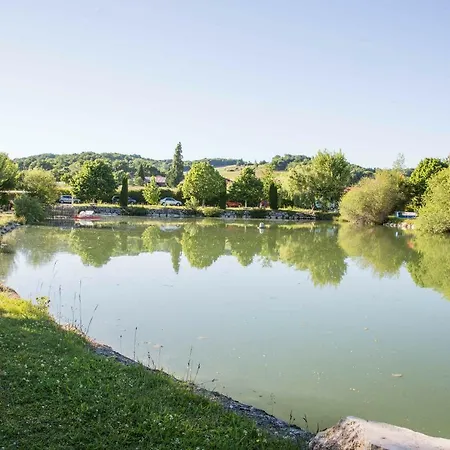 Paradise Challets And Camping * Sarrecave