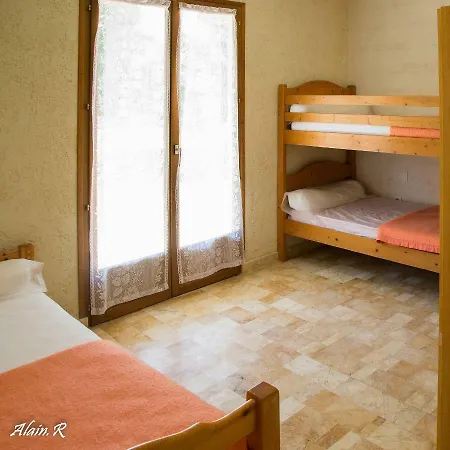 Paradise Challets And Camping Campsite Sarrecave