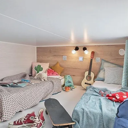 Paradise Challets And Camping Kemping